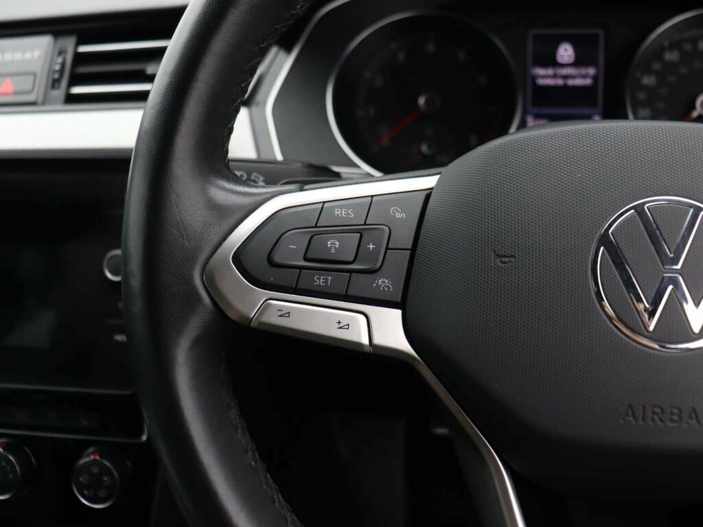 Volkswagen Passat 1.4L Gte Grey #25