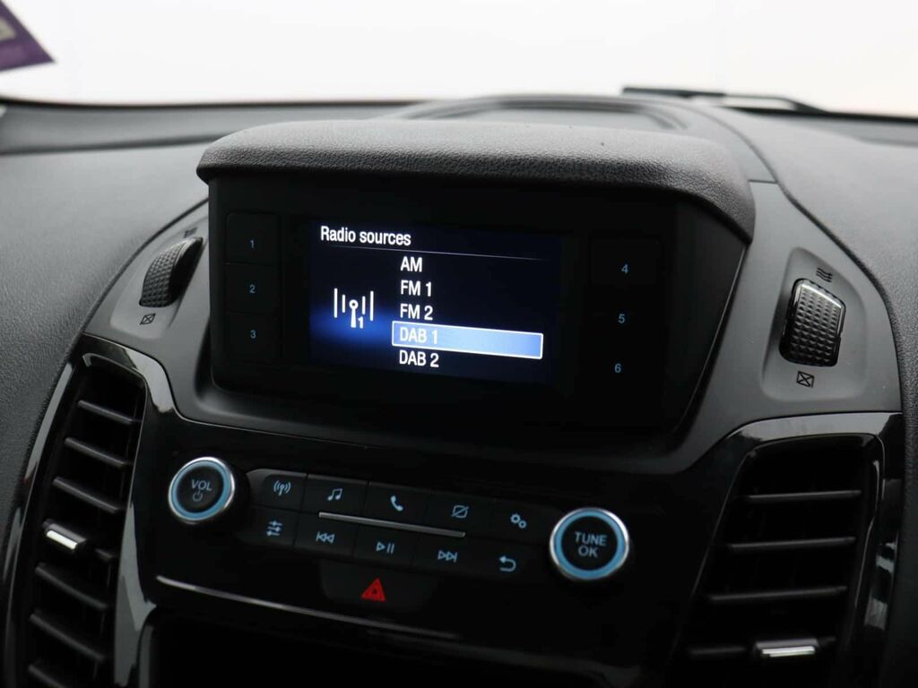 Ford Tourneo Connect Connect 1.5 Ecoblue 120 Titanium Powershift- P White #17