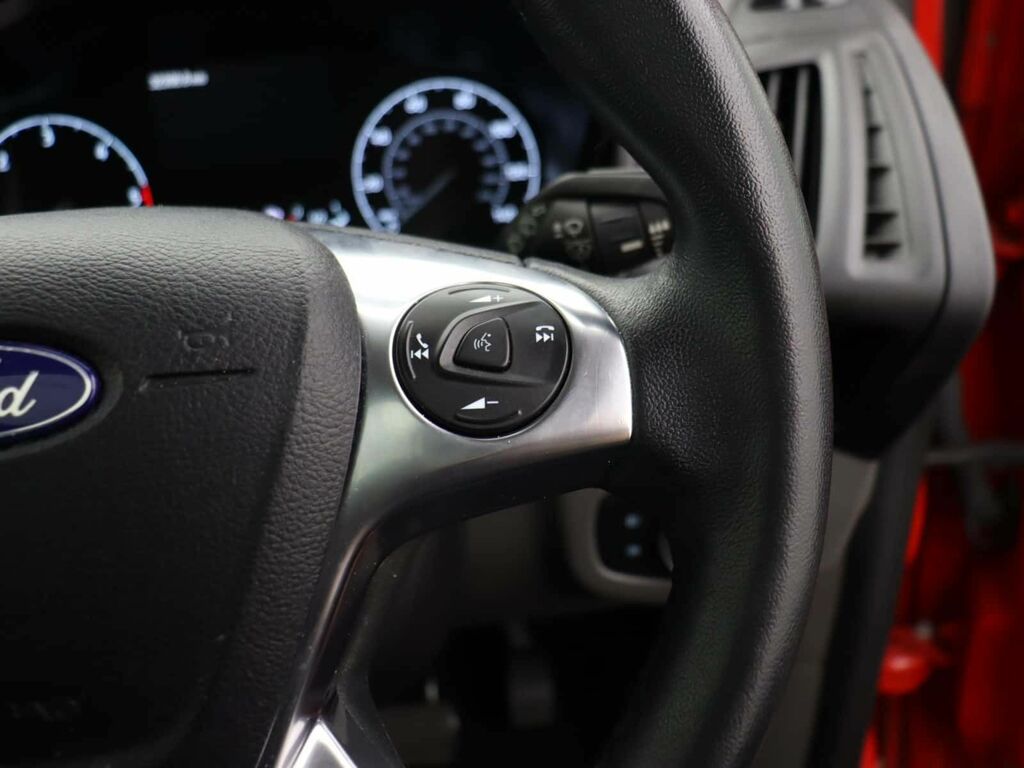 Ford Tourneo Connect Connect 1.5 Ecoblue 120 Titanium Powershift- P White #25
