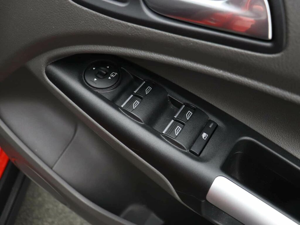 Ford Tourneo Connect Connect 1.5 Ecoblue 120 Titanium Powershift- P White #15