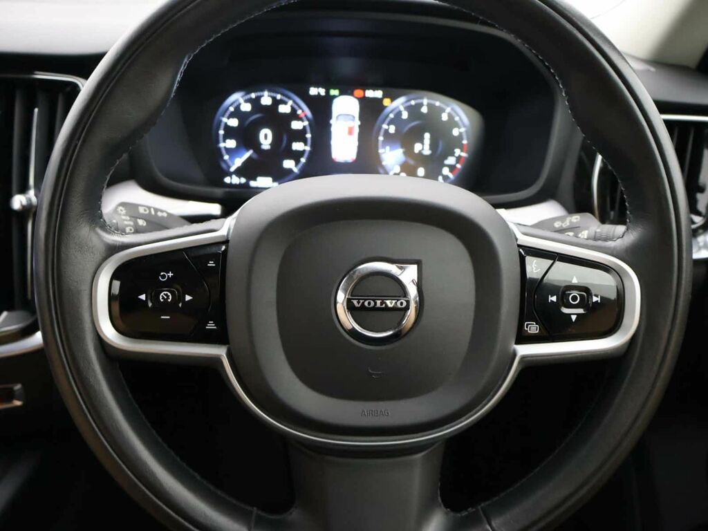 Volvo V60 2.0 B3p R Design Blue #20