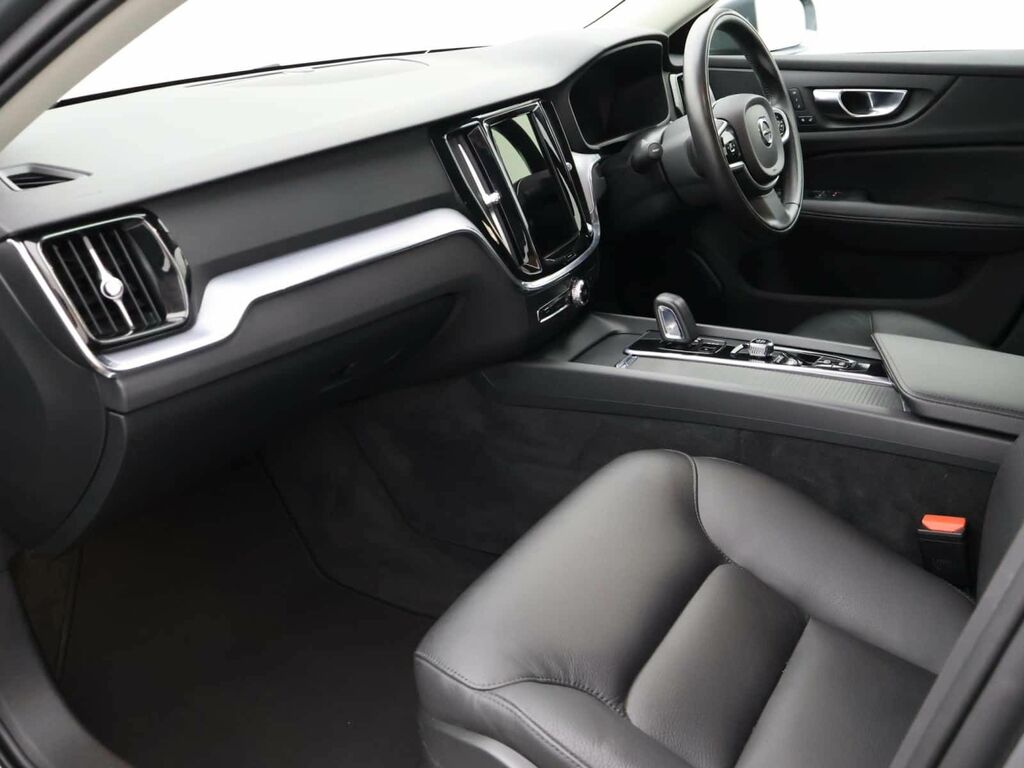 Volvo V60 2.0 B3p R Design Blue #10
