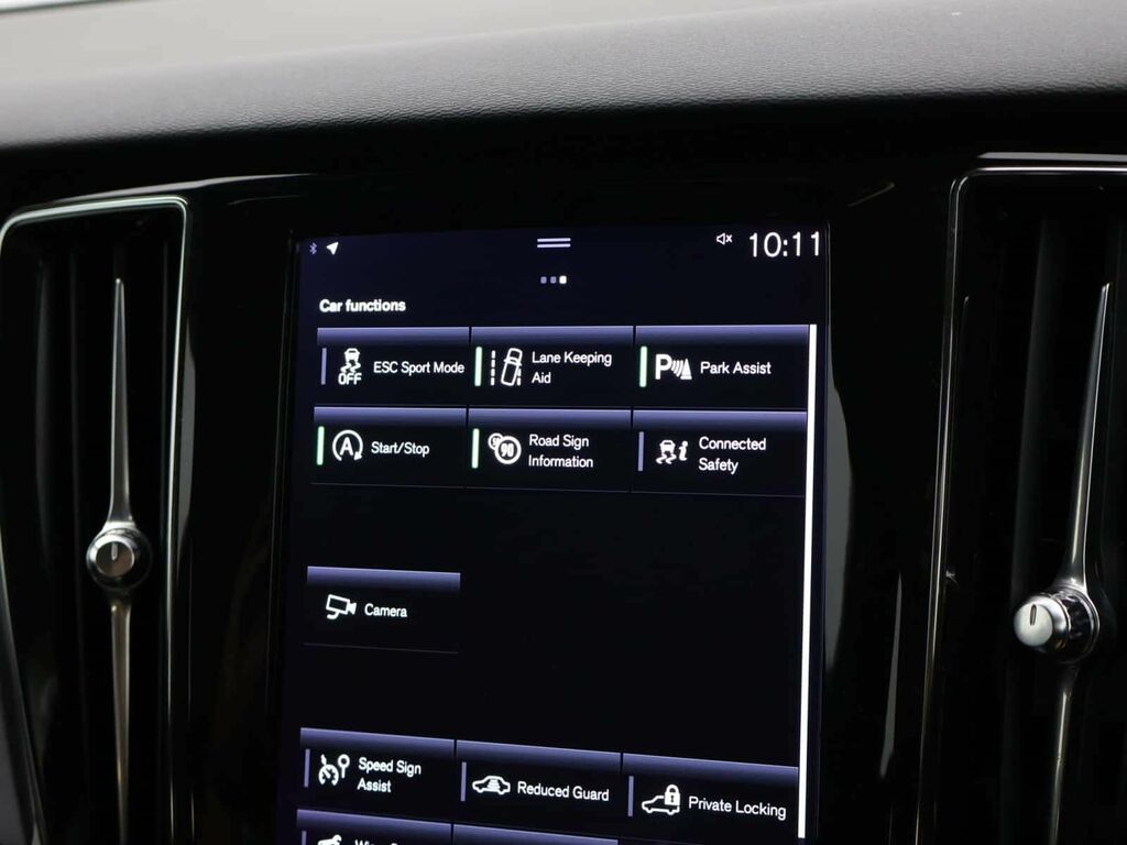 Volvo V60 2.0 B3p R Design Blue #15