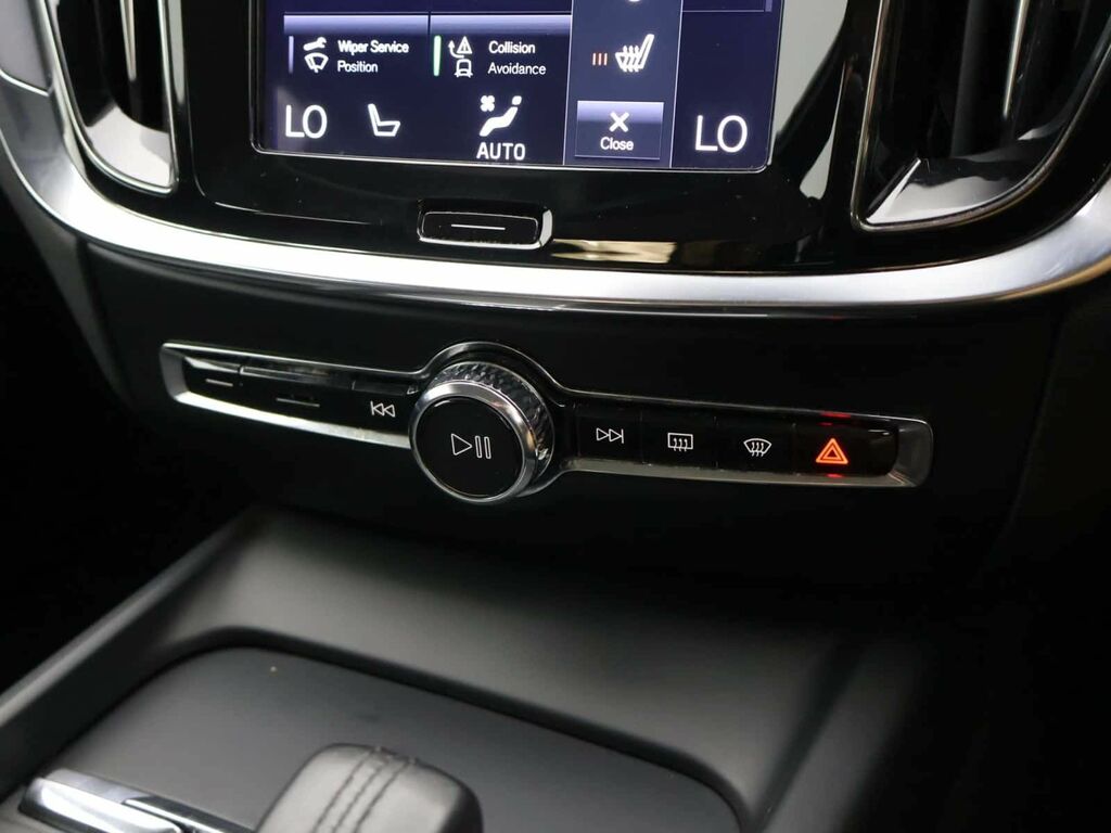 Volvo V60 2.0 B3p R Design Blue #18