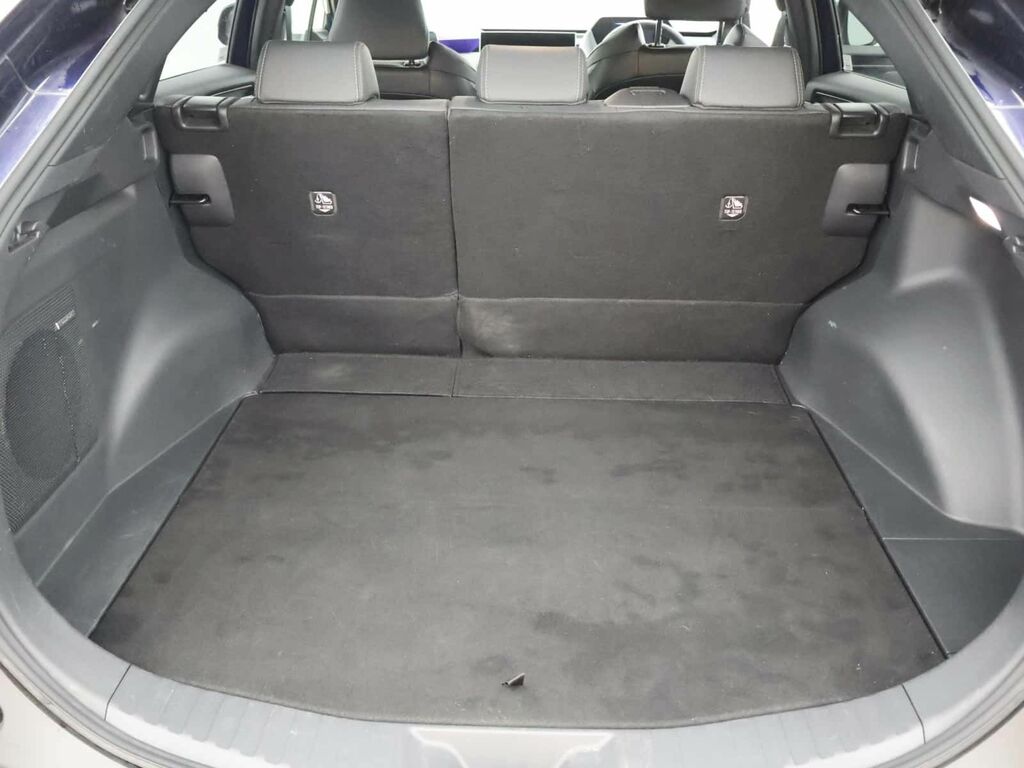 Subaru Solterra 71.4Kwh Touring Awd White #7