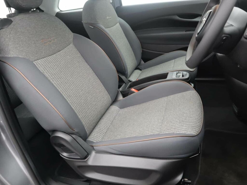 Fiat 500E 42Kwh Icon Black #8