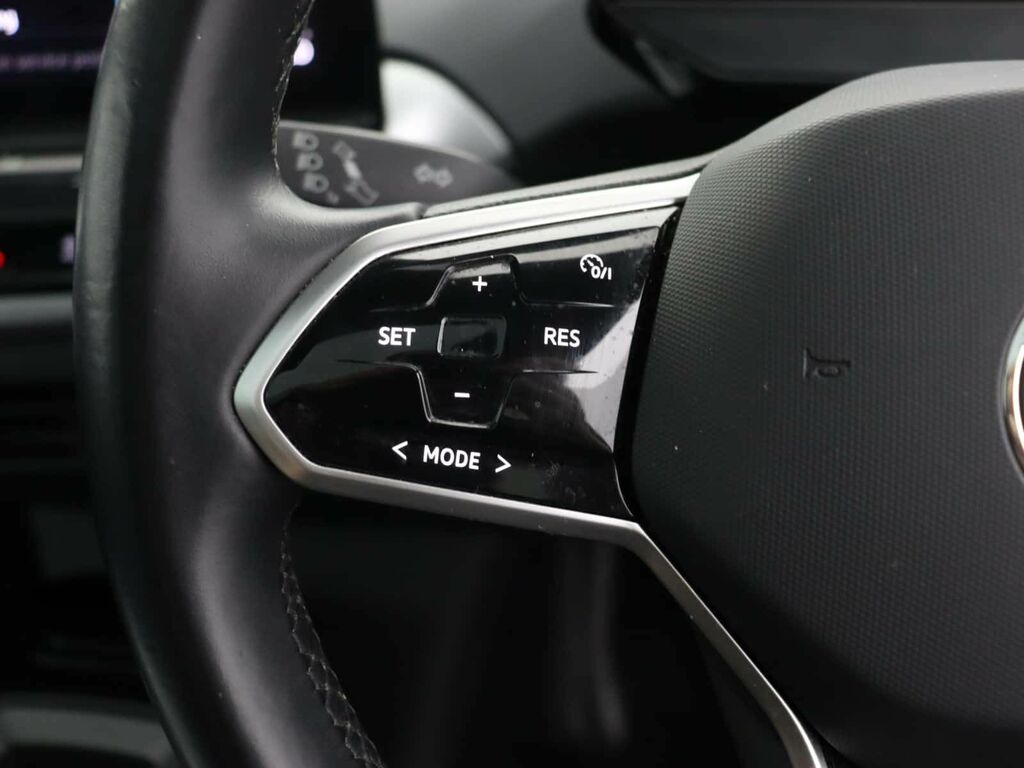 Volkswagen ID.5 150Kw Style Pro Performance 77Kwh White #24
