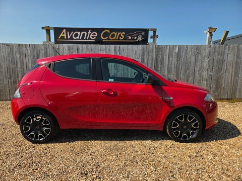 Chrysler Ypsilon S-series Red #2