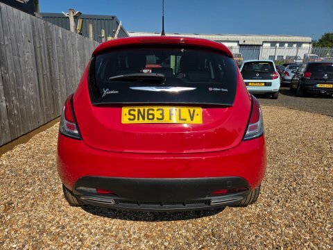 Chrysler Ypsilon S-series Red #4