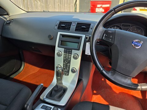 Volvo C30 2.0 R-design 143 Bhp Black #10