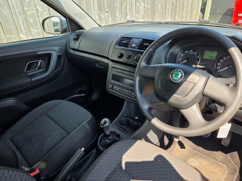 Skoda Fabia Hatchback #11