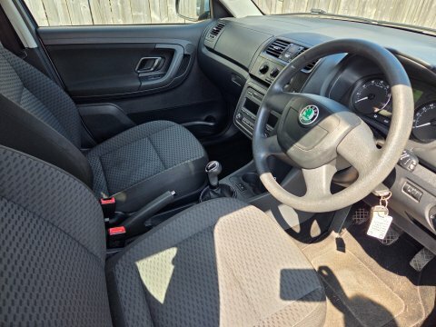 Skoda Fabia Hatchback #10