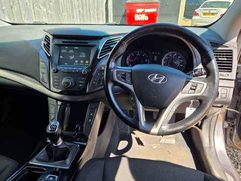 Hyundai I40 1.7 Crdi Blue White #11