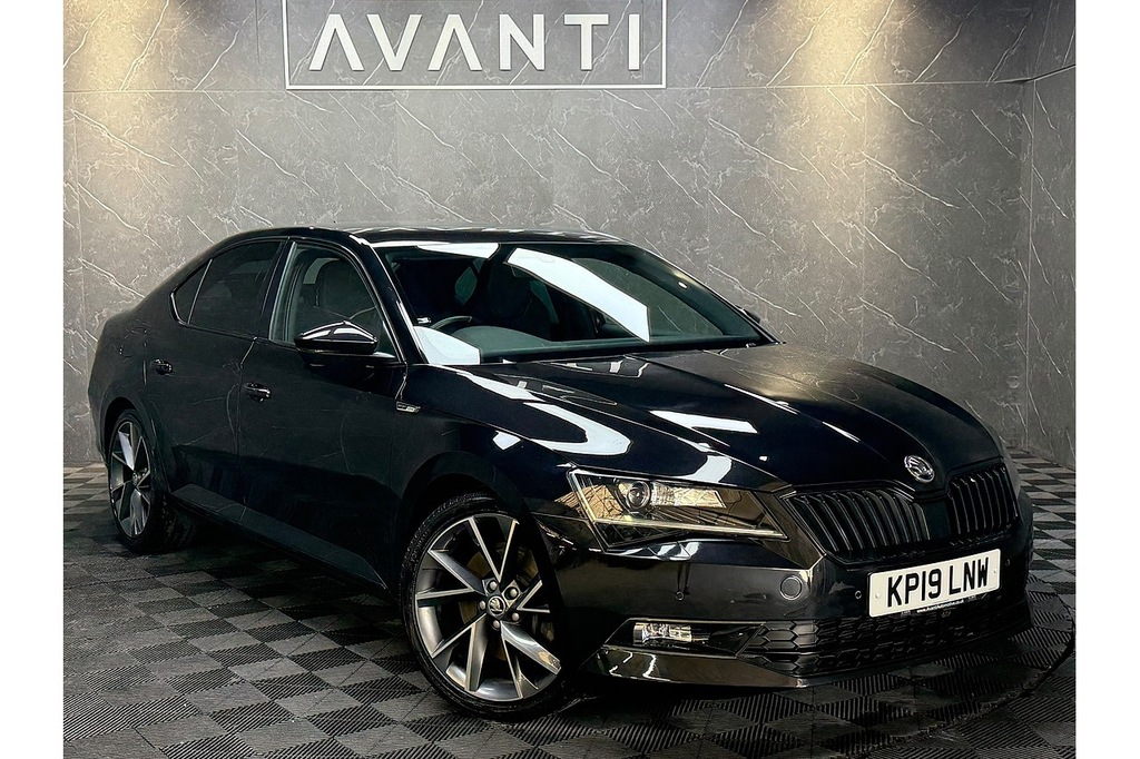 Skoda Superb Tsi Sportline U5371 Ulez Black