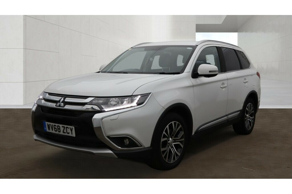 Mitsubishi Outlander Di-d 4 U5392 Ulez White #2