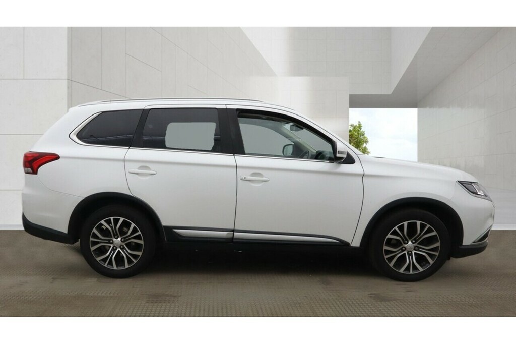Mitsubishi Outlander Di-d 4 U5392 Ulez White #5