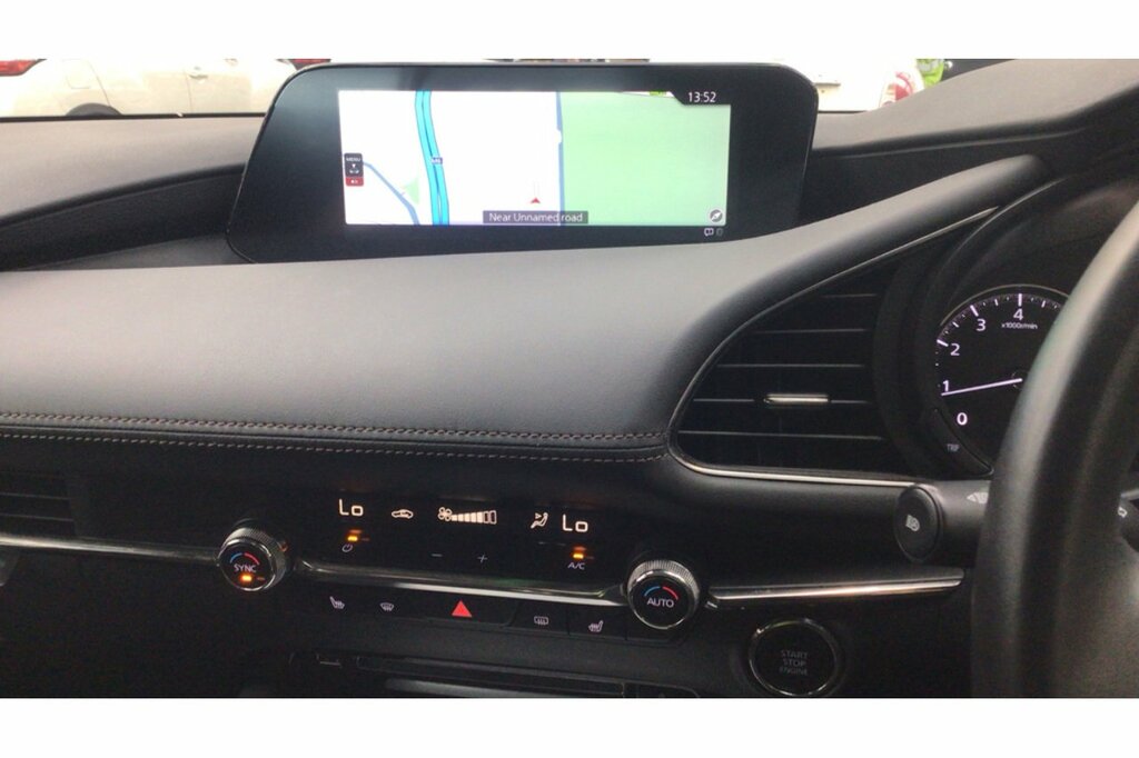 Mazda 3 1.8 Skyactiv-d Se-l Lux Red #10