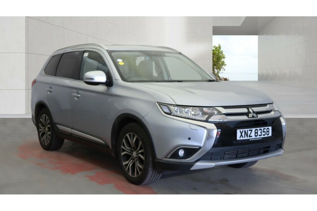 Mitsubishi Outlander Di-d 4 U5411 Ulez Silver