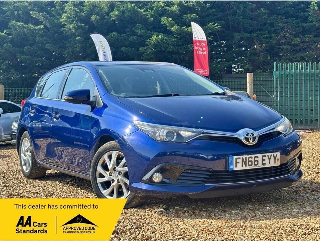 Toyota Auris 1.6 D-4d Business Edition Euro 6 Ss Safety FN66EYY Blue