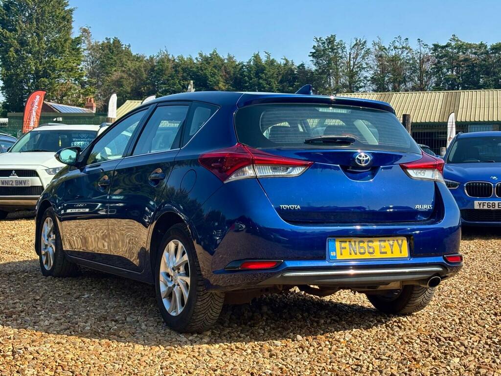 Toyota Auris 1.6 D-4d Business Edition Euro 6 Ss Safety FN66EYY Blue #6
