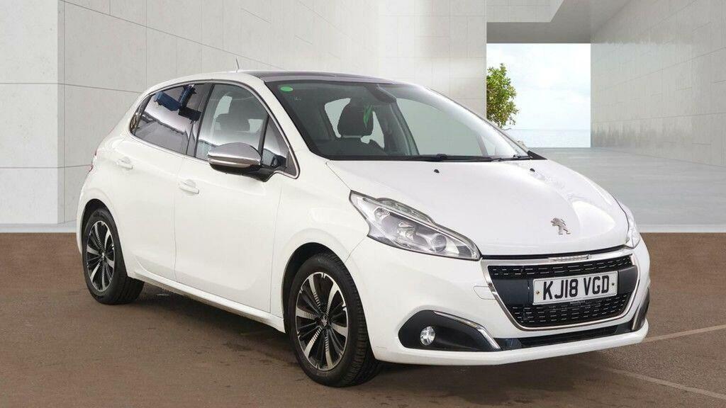 Peugeot 208 1.2 Puretech Allure Premium Euro 6 Ss 2018 White