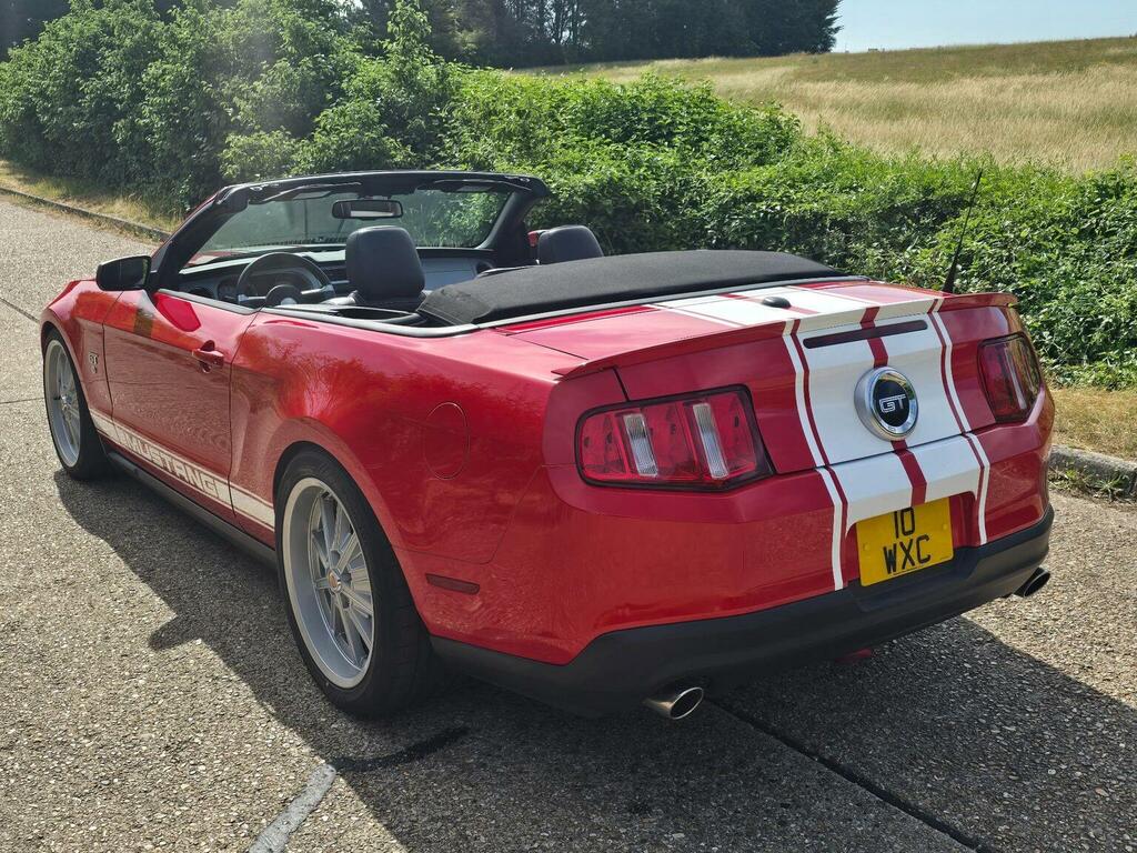 Ford Mustang Coupe Gt Black #33