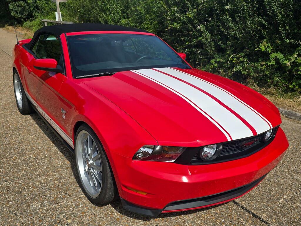 Ford Mustang Coupe Gt Black #22