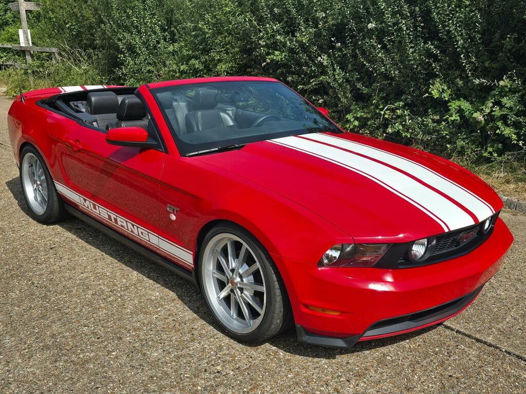 Ford Mustang Coupe Gt Black #23