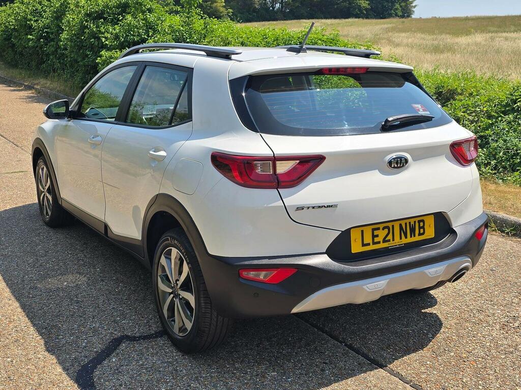 Kia Stonic 1.0 T-gdi 2 Dct Euro 6 Ss White #3