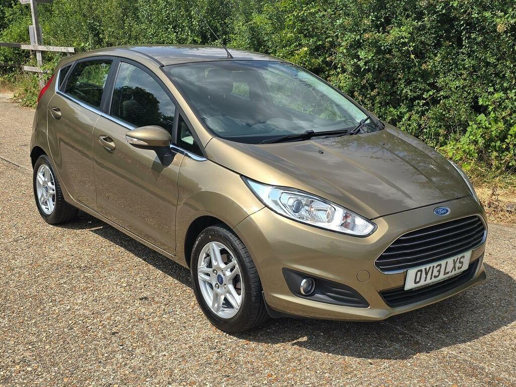 Ford Fiesta Hatchback 1.6 Zetec Powershift Euro 5 201313 Brown