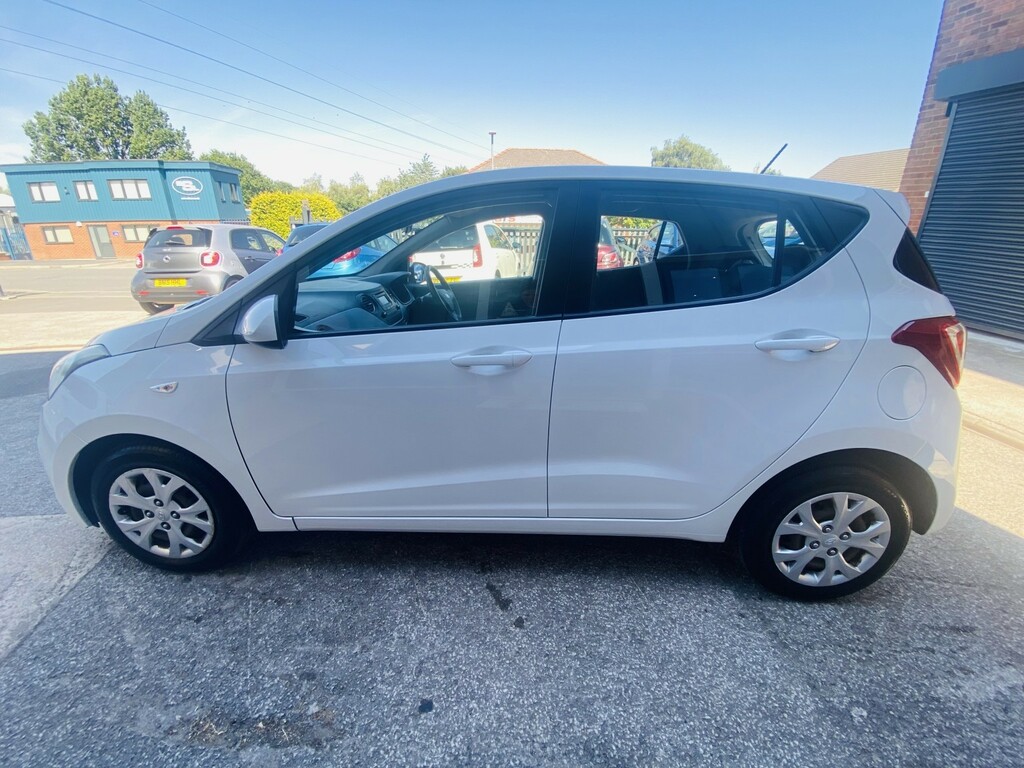 Hyundai I10 Hatchback 1.2 Se 201564 EN64ZFV White #6