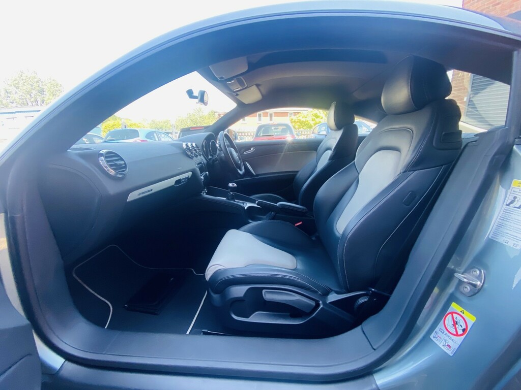 Audi TTS 2L Null White #8