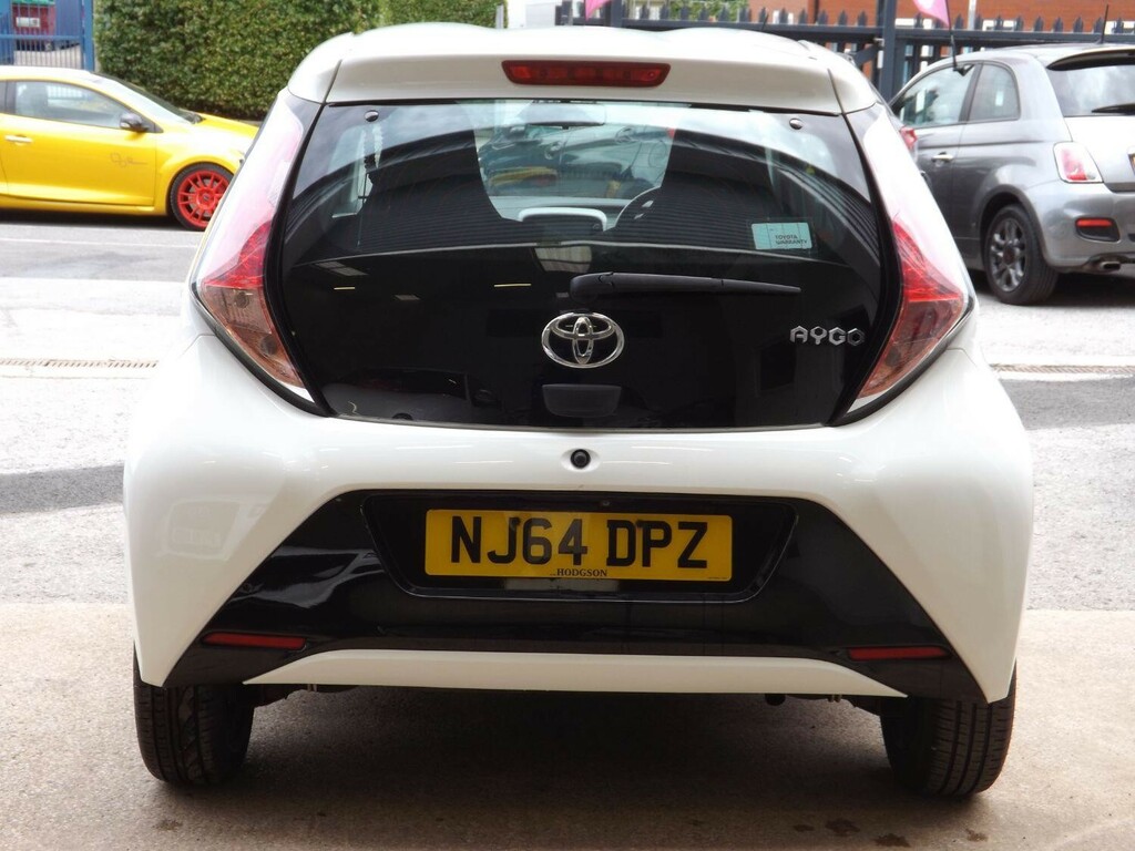 Toyota Aygo 1.0 Vvt-i Mode White #8