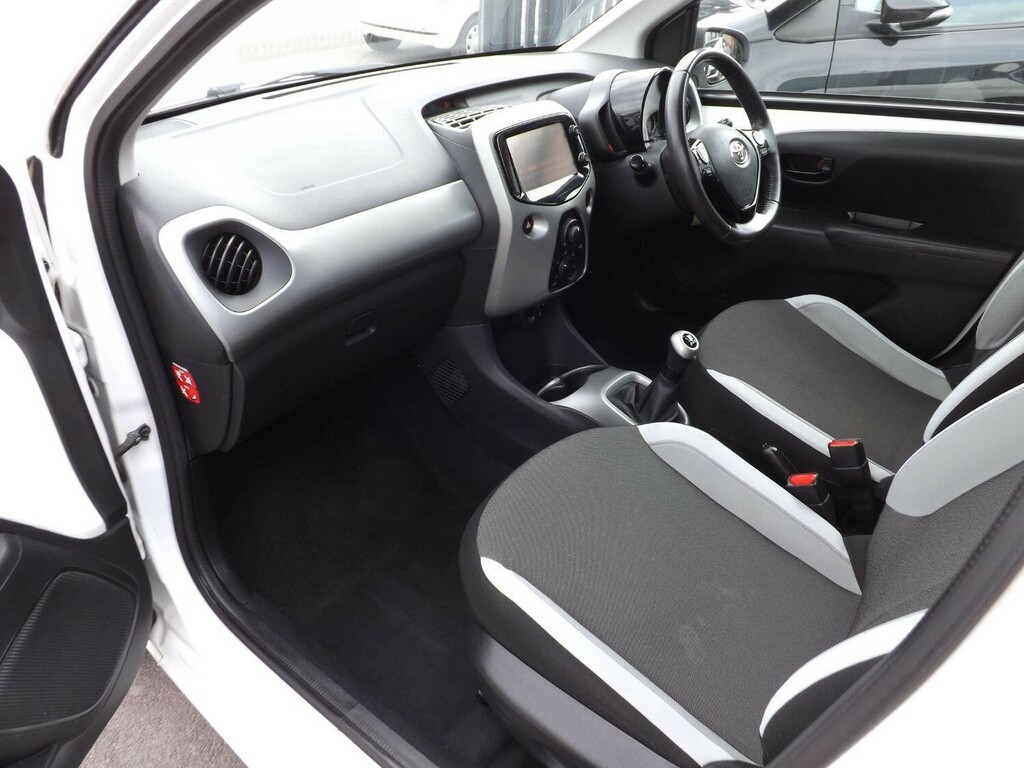 Toyota Aygo 1.0 Vvt-i Mode White #21