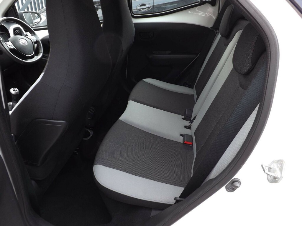 Toyota Aygo 1.0 Vvt-i Mode White #28