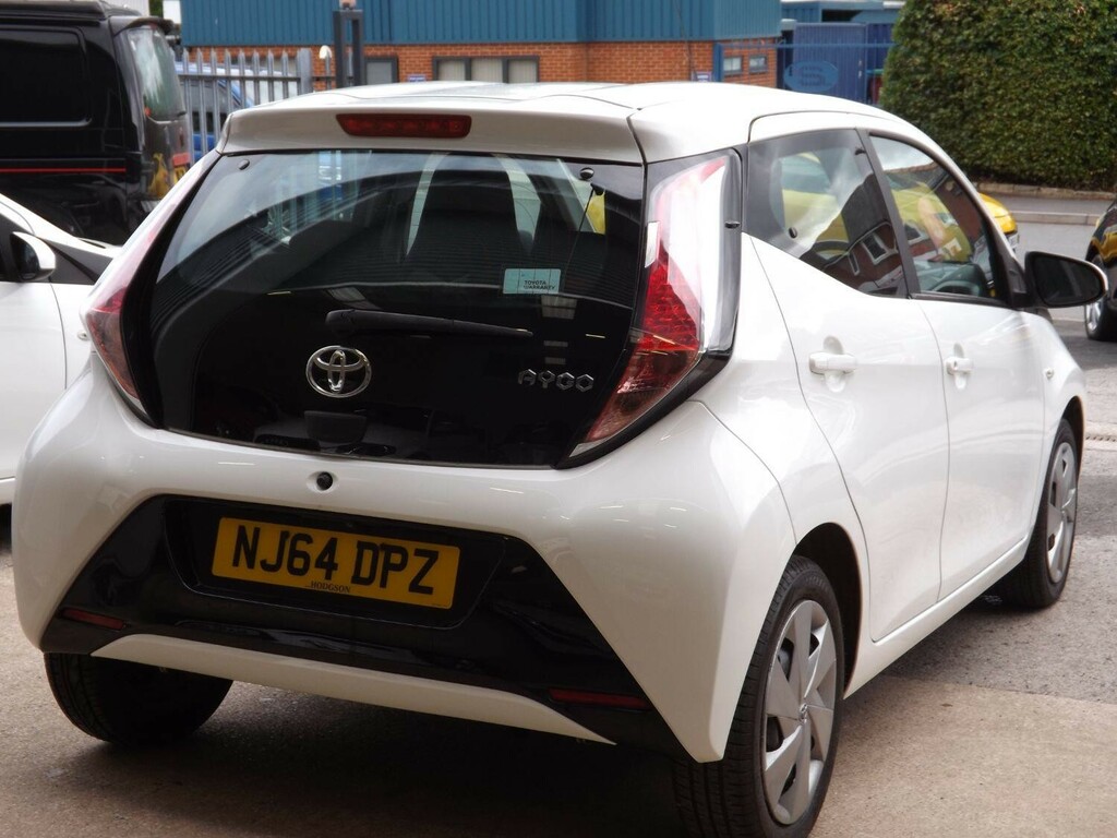 Toyota Aygo 1.0 Vvt-i Mode White #7