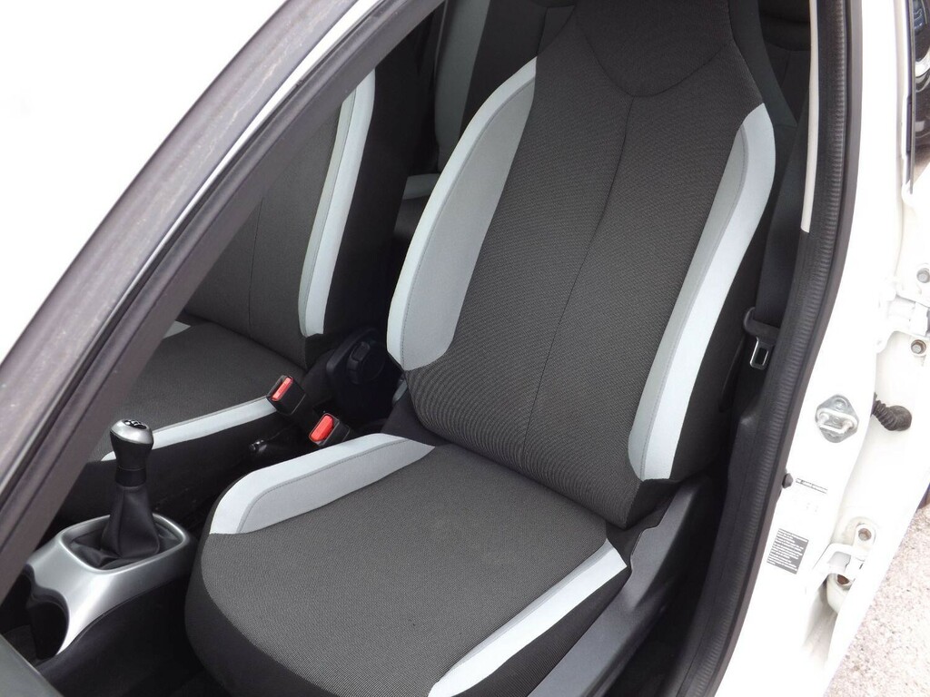 Toyota Aygo 1.0 Vvt-i Mode White #25
