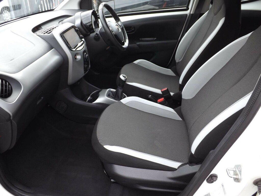 Toyota Aygo 1.0 Vvt-i Mode White #23