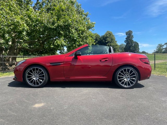 Mercedes-Benz SLC 2017 2.0 Slc200 Amg Line Convertible G- Red #2
