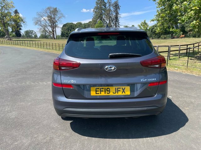 Hyundai Tucson 2019 1.6 Gdi Se Nav Suv Euro 6 EF19JFX Grey #4