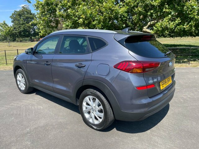 Hyundai Tucson 2019 1.6 Gdi Se Nav Suv Euro 6 EF19JFX Grey #3