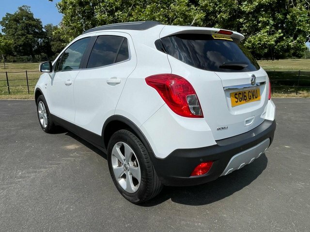 Vauxhall Mokka 2016 1.6 Cdti Ecoflex Se Suv 2Wd White #3