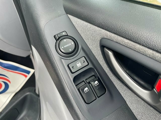 Hyundai I800 Mpv Crdi Se Nav 2018 Black #11