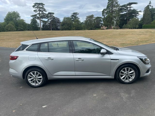 Renault Megane 2020 1.5 Blue Dci Play Sport Tourer Man Silver #6