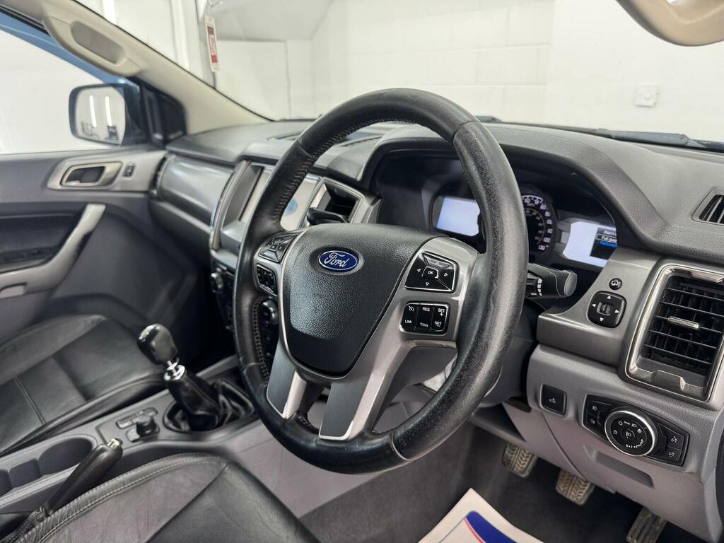 Ford Ranger Tdci Wildtrak Pickup Double Orange #31