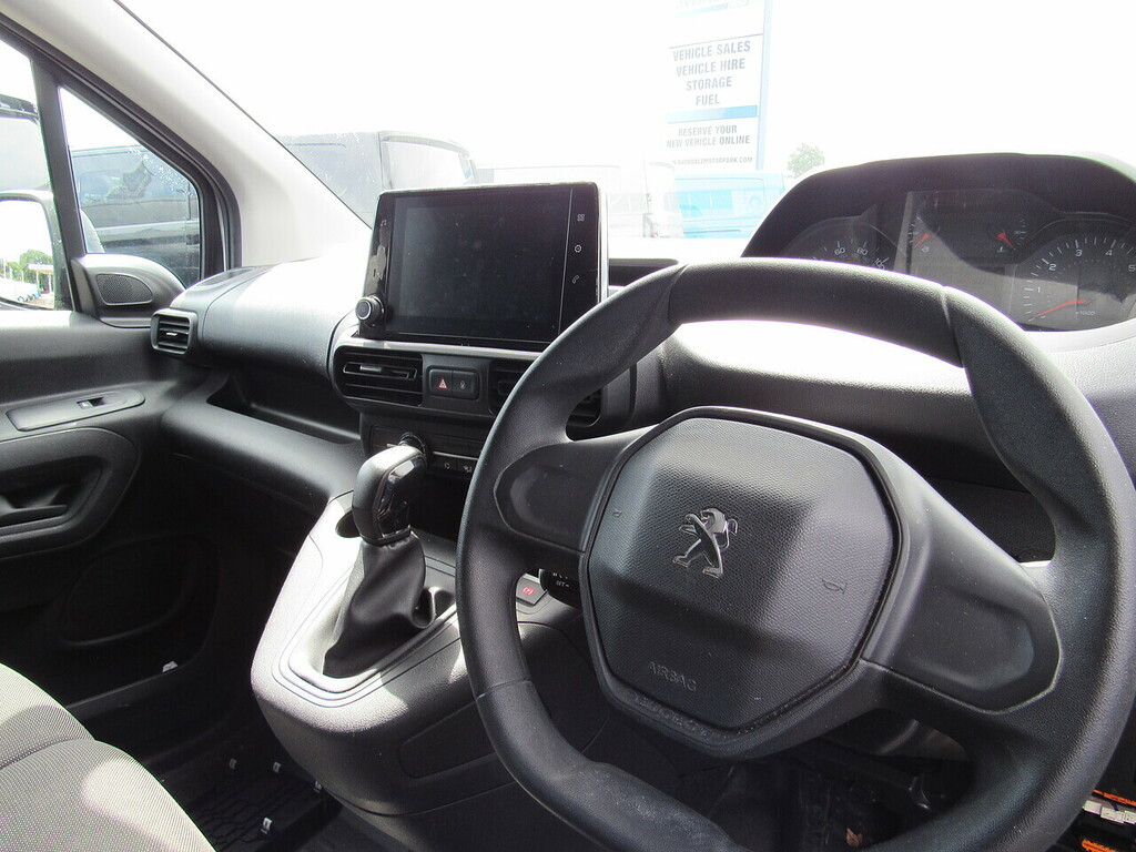 Peugeot Partner 1.5 Bluehdi Professional L1 101 Bhp In White With White #10