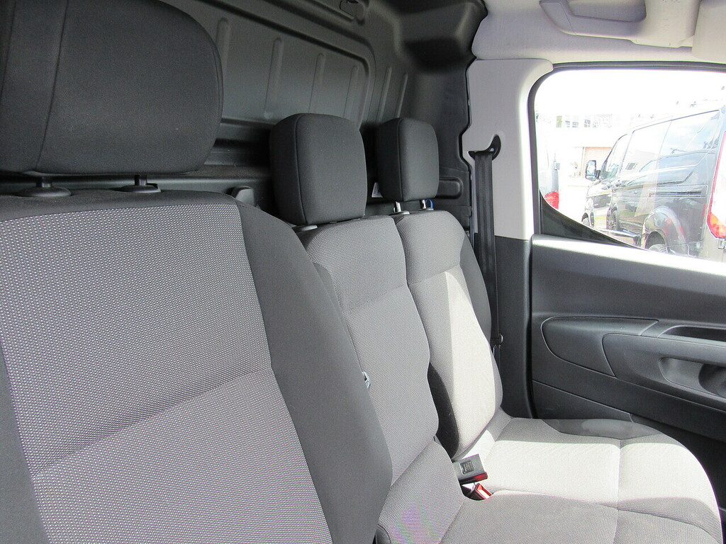 Peugeot Partner 1.5 Bluehdi Professional L1 101 Bhp In White With White #11