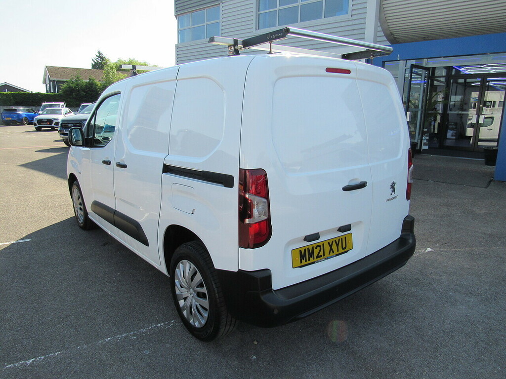 Peugeot Partner Bluehdi 1000 Professional White #4