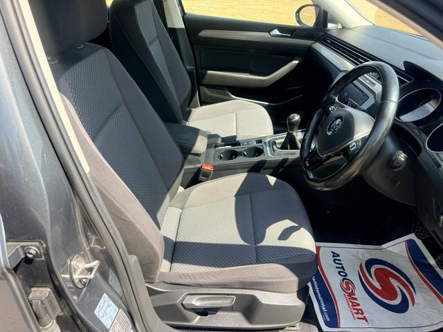 Volkswagen Passat 1.6 Tdi Bluemotion Tech S Saloon Grey #5