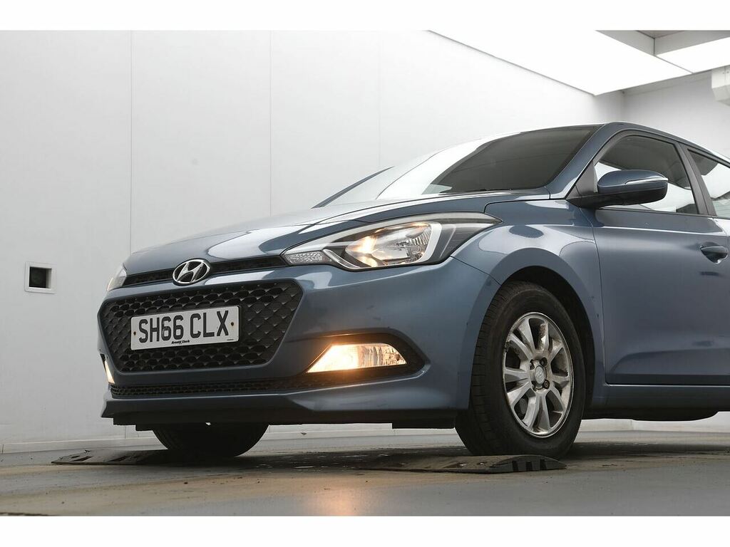 Hyundai I20 Se Blue #5